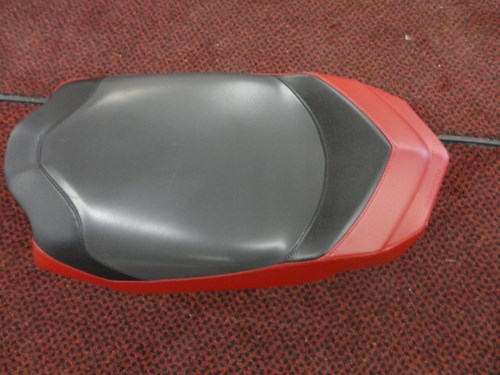 2009 Ski-Doo seat - Red/black - Image 5