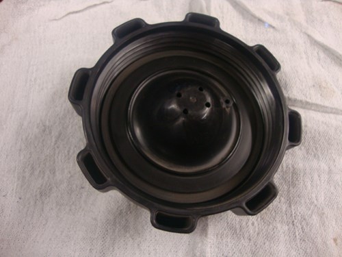 2004 Arctic Cat Gas cap - Image 3