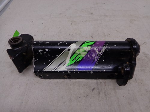 1998 Arctic Cat SPINDLE, HOUSING - RIGHT - Image 2