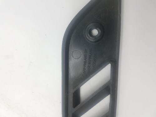 2009 Ski-Doo Intake Plate - Image 2