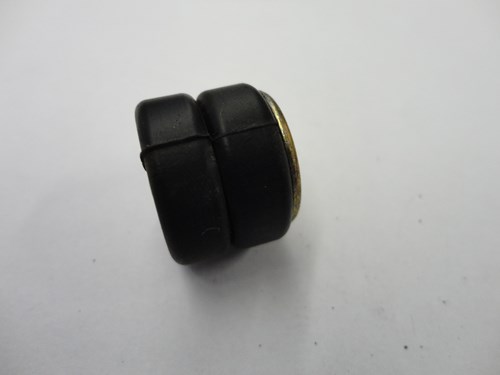 2003 Yamaha muffler grommet/damper w/collar - Image 3