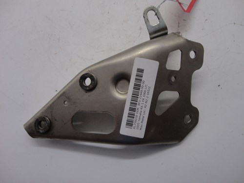 2005 Yamaha LH front bumper bracket - Image 2