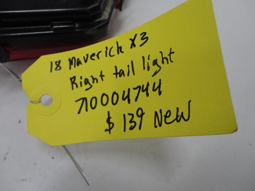 2017 Can-Am RH tail light - Maverick X3 1000 STD - Image 3
