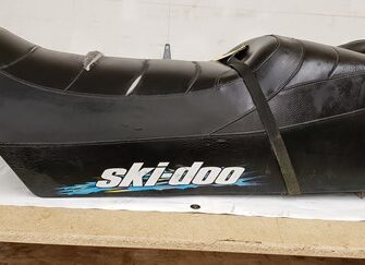2000 Ski-Doo Seat