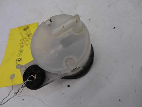 2018 Can-Am brake fluid tank - Defender HD10 - Image 4