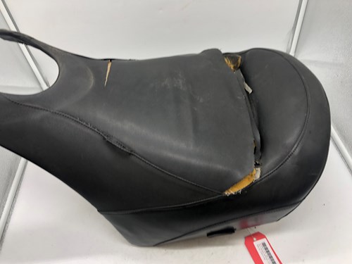 2012 Yamaha Seat - Image 2