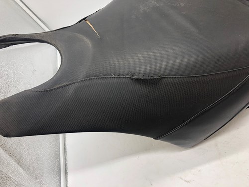 2012 Yamaha Seat - Image 4