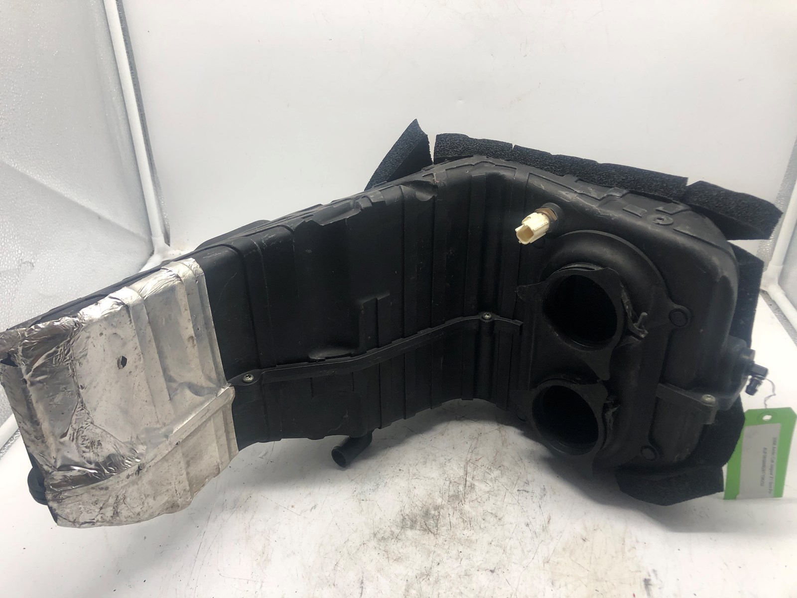 2008 Arctic Cat Airbox - Image 3