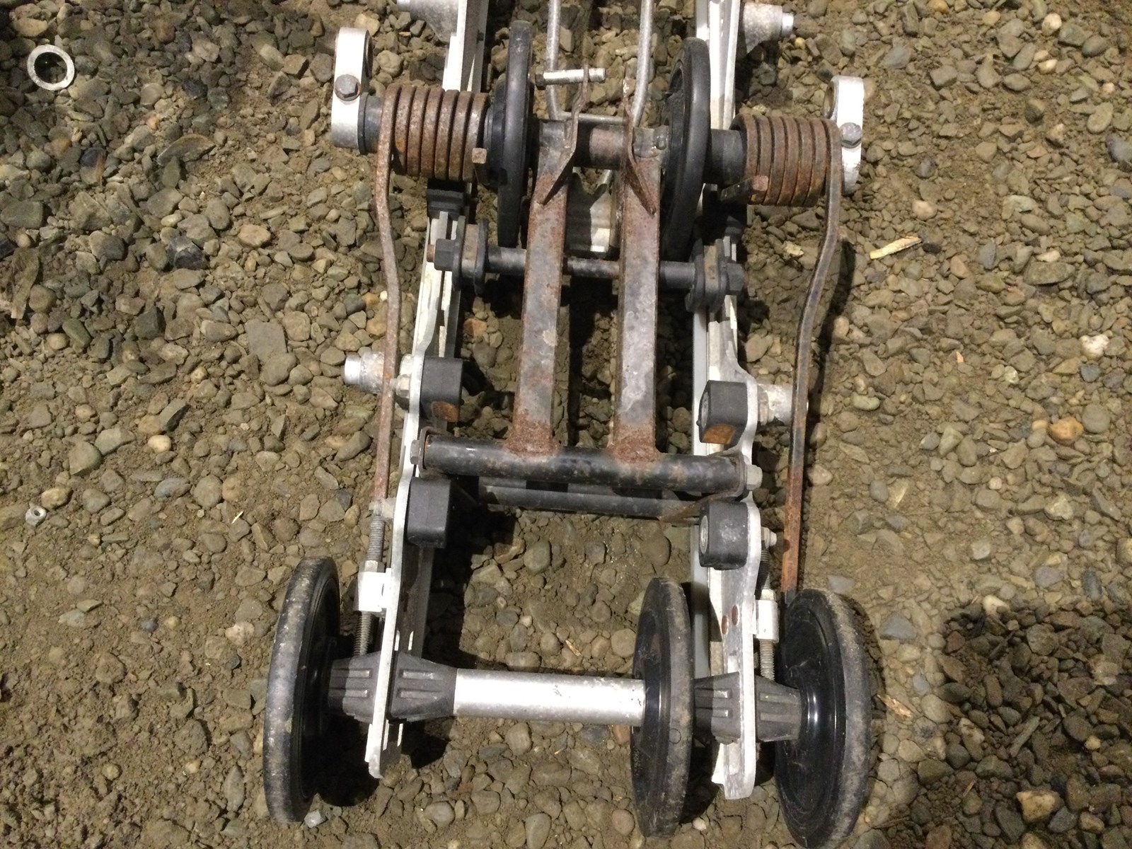 Suspension - 2005 Fusion 900 Cleanfire 50th An - Image 2