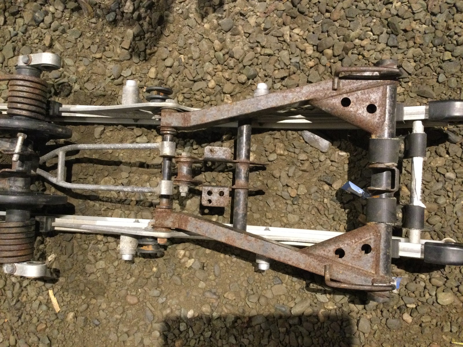 Suspension - 2005 Fusion 900 Cleanfire 50th An - Image 3