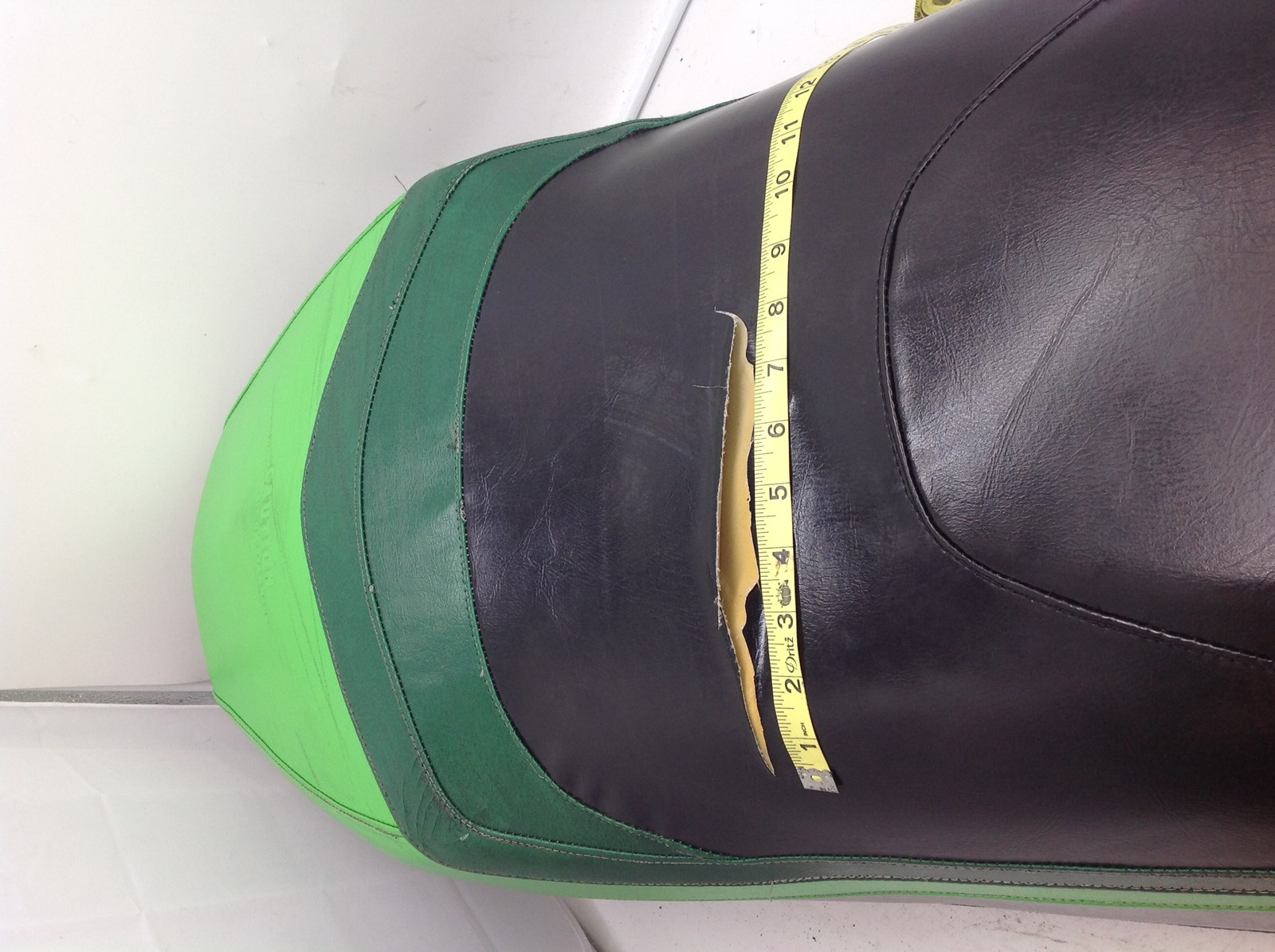 Seat - 2009 Z1 1100 EFI - Image 2