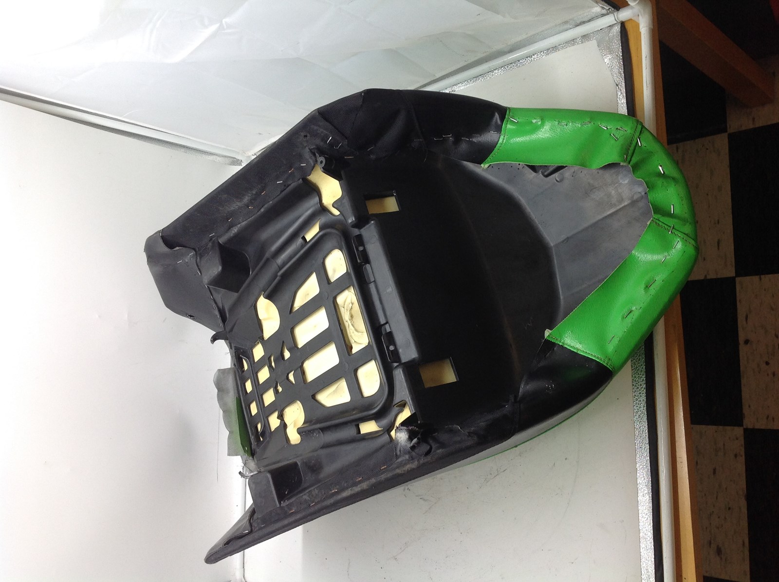 Seat - 2009 Z1 1100 EFI - Image 5