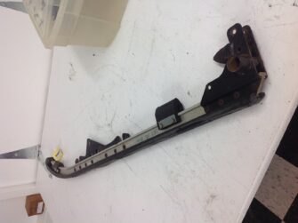 2004 Ski-Doo Rail - Right Support