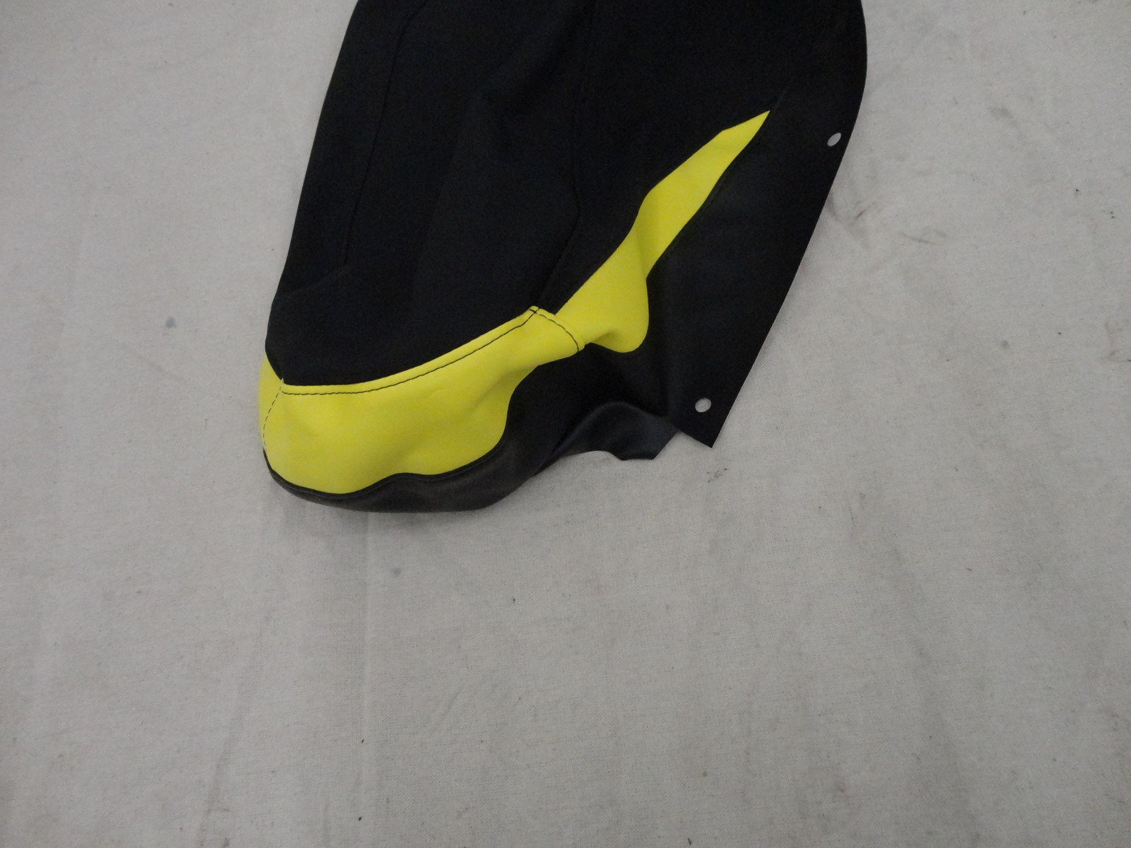 2019 Ski-Doo Seat cover - MXZ 600 Racing - Image 2