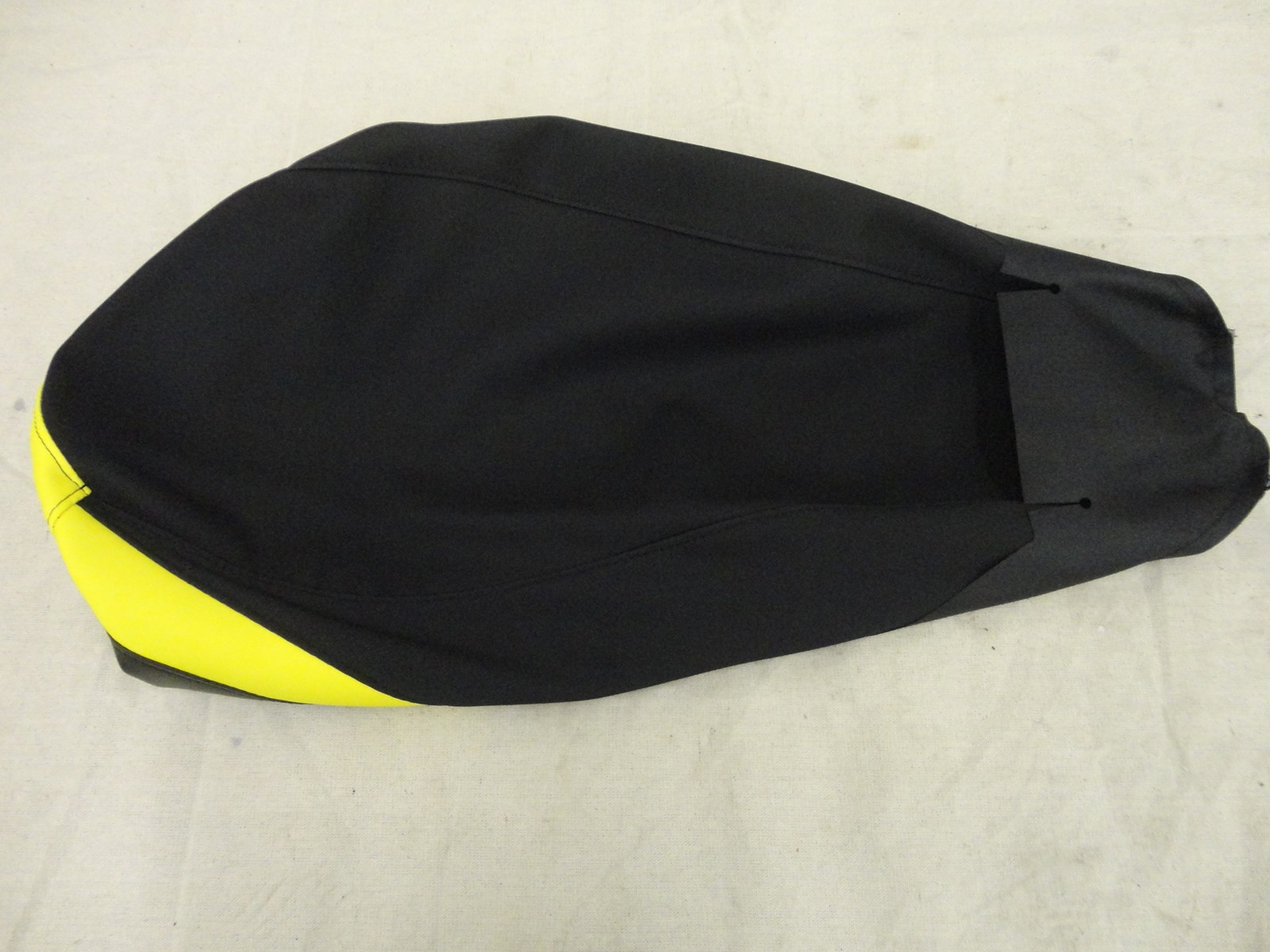 2019 Ski-Doo Seat cover - MXZ 600 Racing - Image 5