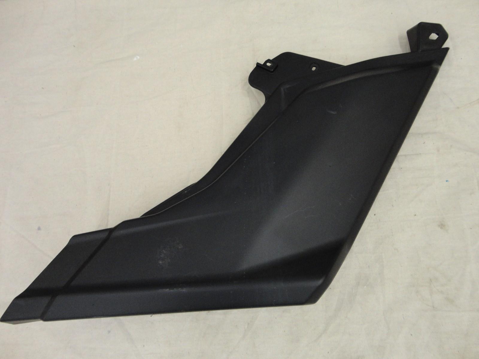 2018 Can-Am LH Rear Lateral panel - Maverick X3 - STD - Image 3