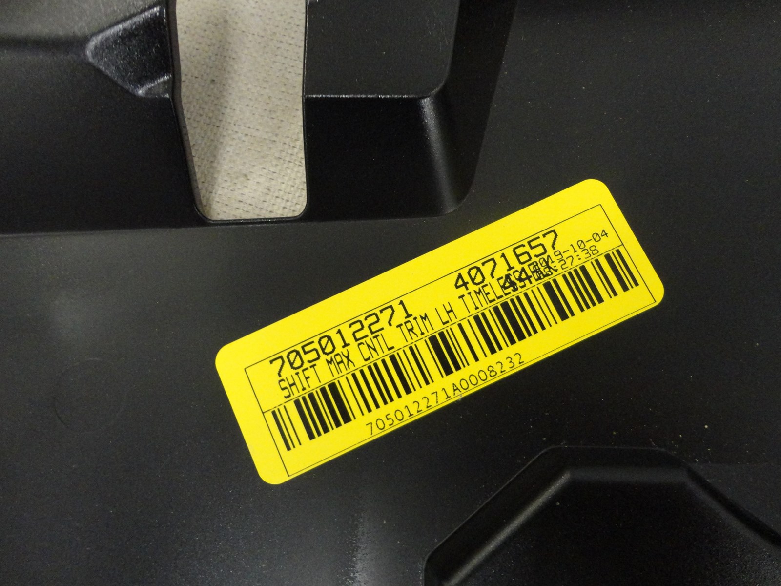 2018 Can-Am Black LH Central Door Trim - MAVERICK X3 MAX XRS DPS TURBO R - Image 4