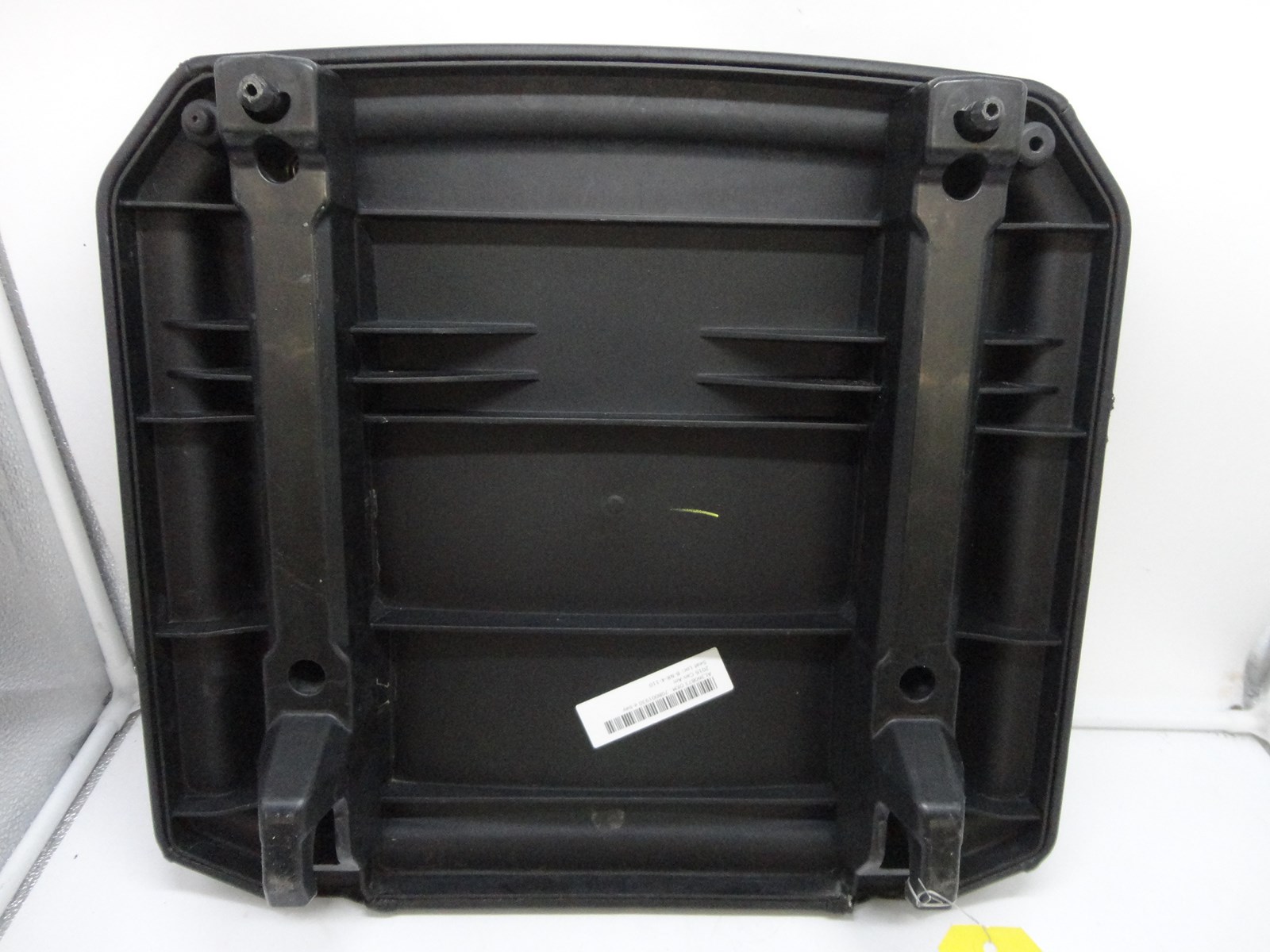 2016 Can-Am Defender HD10 drivers seat back - Image 5