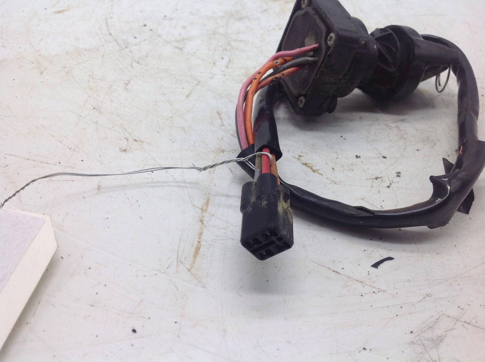2006 Suzuki IGNITION SWITCH - Image 2