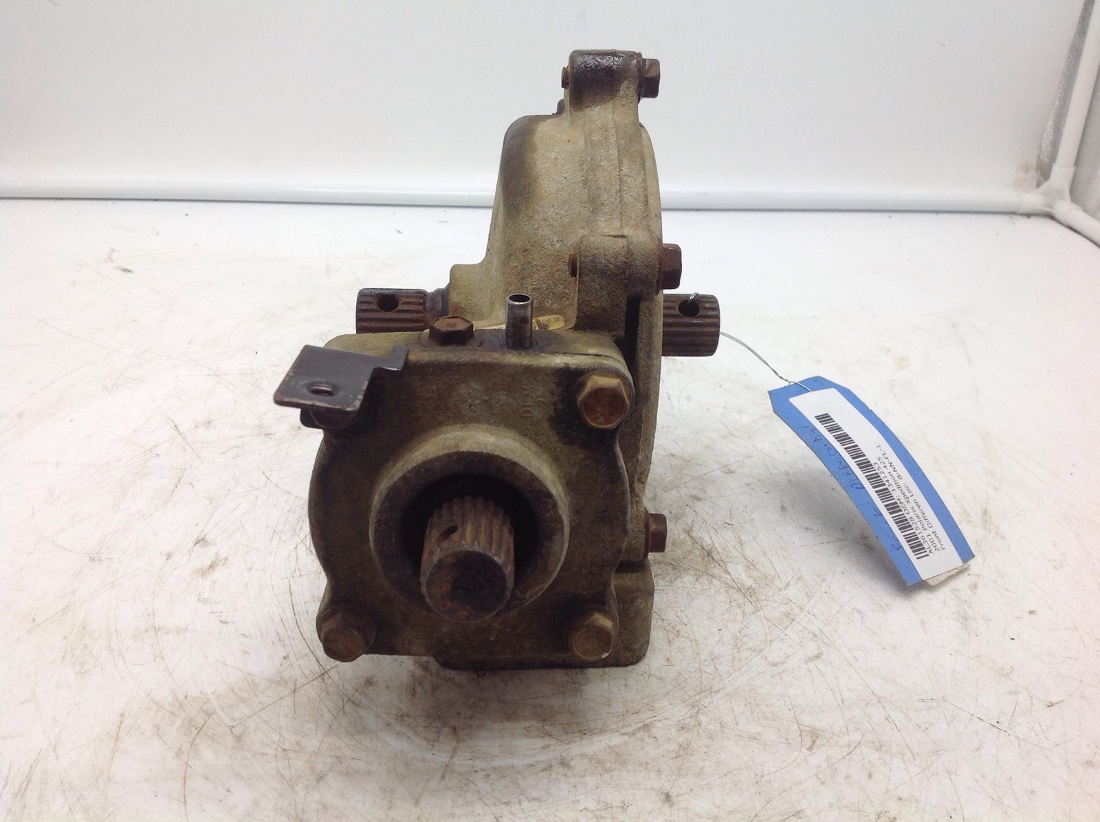 2001 Polaris front differential - Image 3