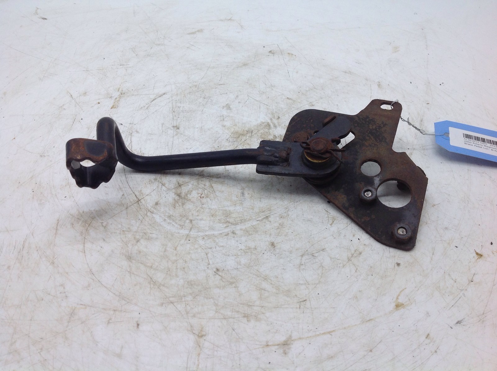 2000 Polaris Pivot rear brake mount w/ pivot brake rod - Image 4