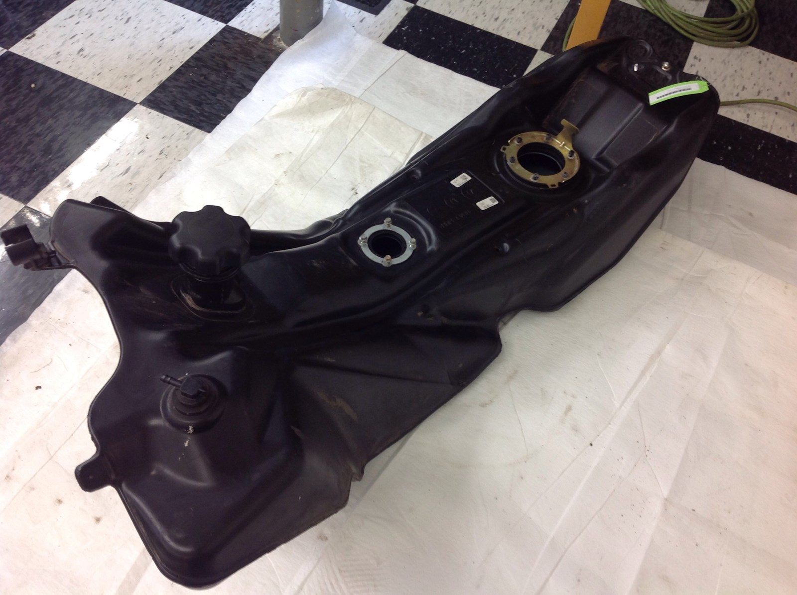 2014 Arctic Cat Gas Tank - ZR 7000 - Image 4