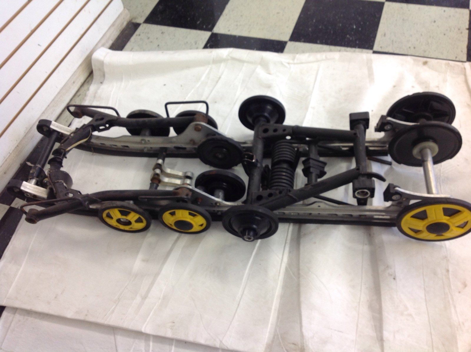 2008 Ski-Doo REAR SUSPENSION - Image 5