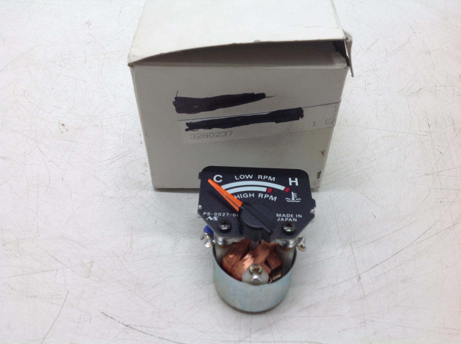 Storm Ultra XCR Temperature Guage