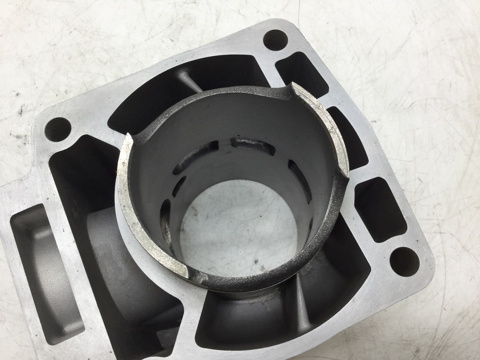 70.5mm Cylinder - Image 5