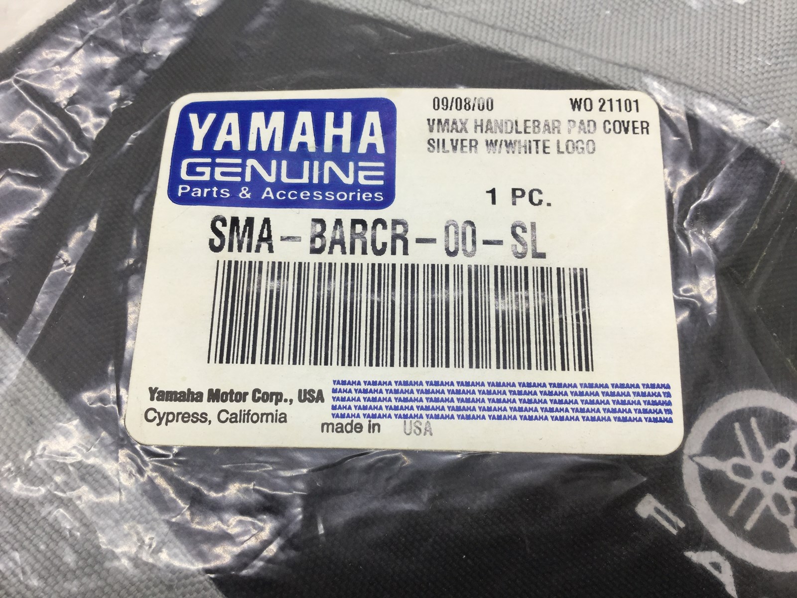 2002 Yamaha Vmax handlebar cover - Image 4