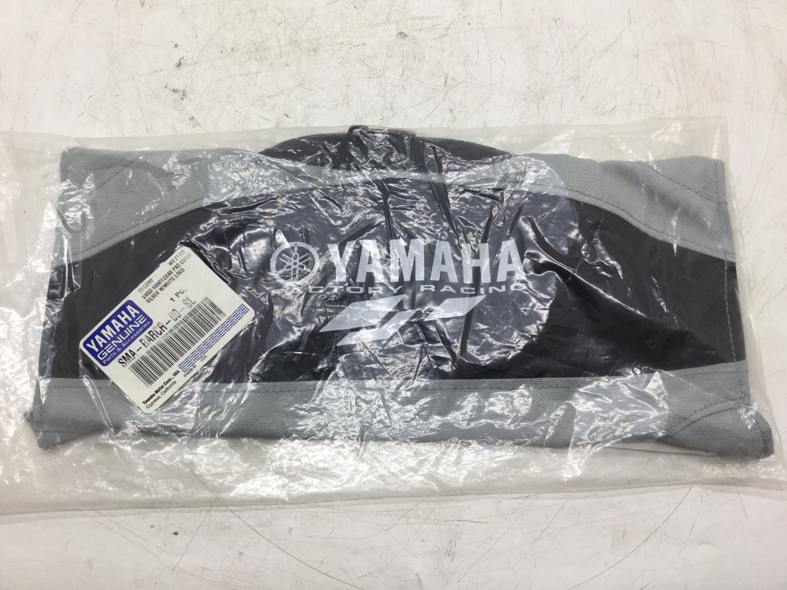 2002 Yamaha Vmax handlebar cover