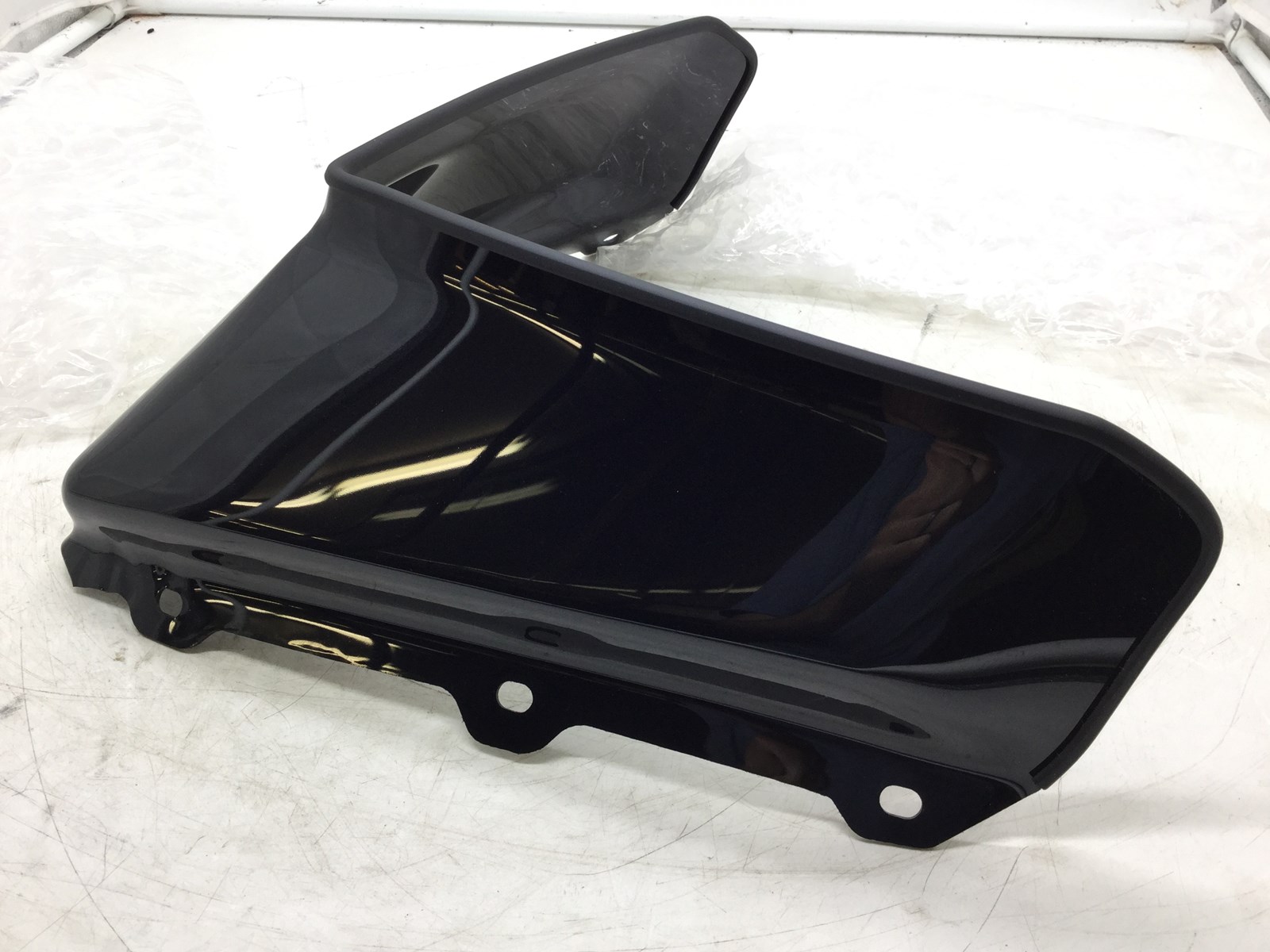 2019 Polaris 550 Indy EVO Low Black Windshield - Image 2