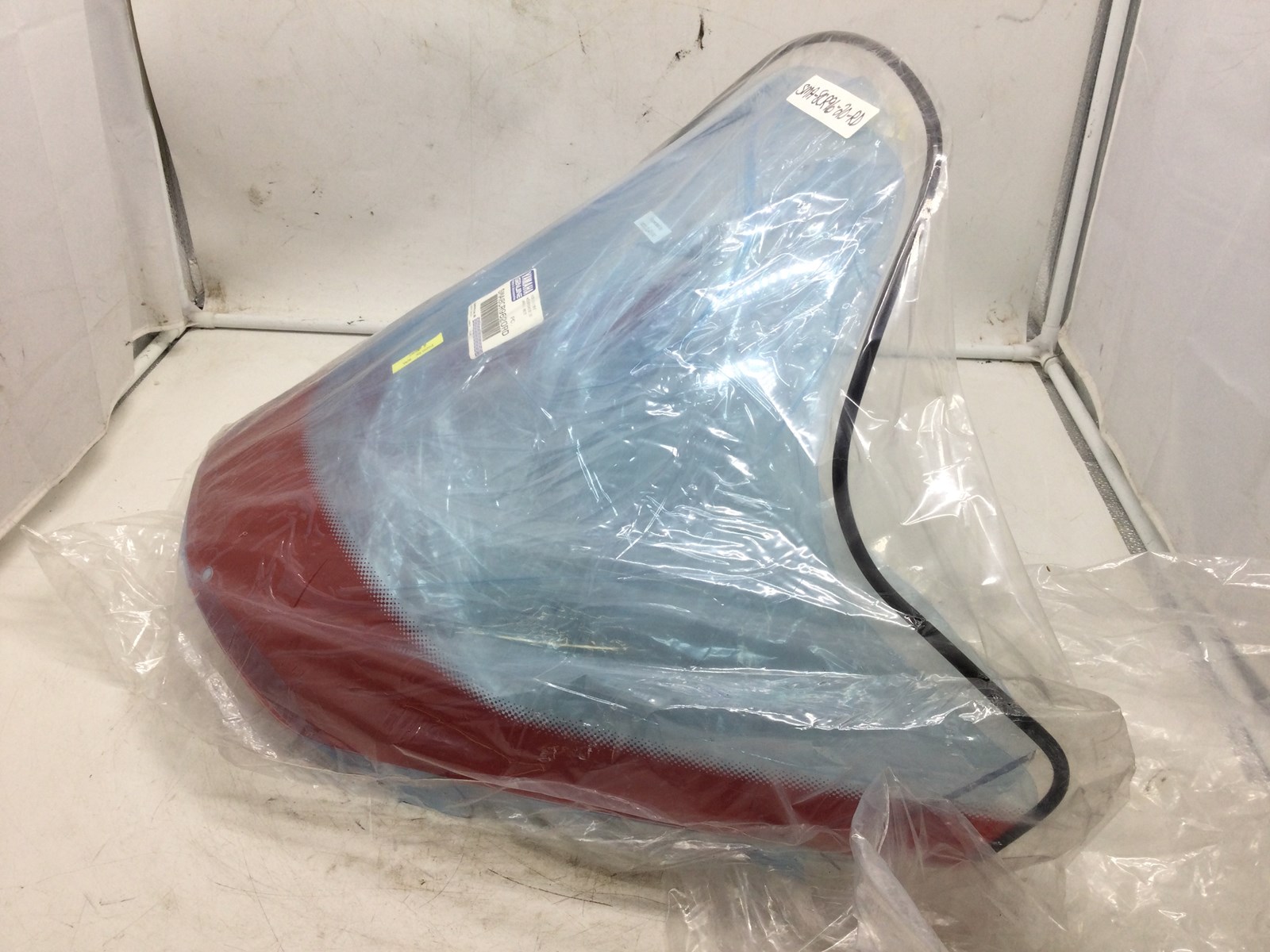 2001 Yamaha Mid Clear/Red Windshield - Image 2