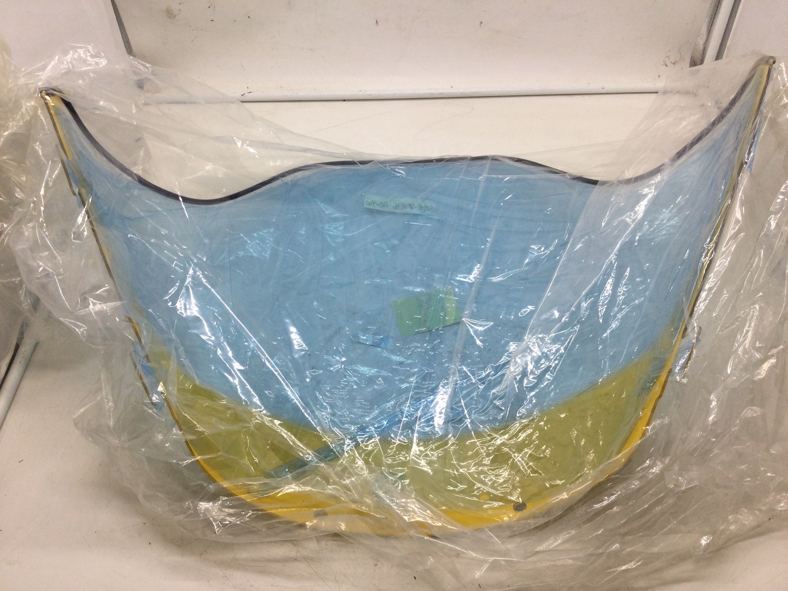 2001 Yamaha Mid Clear/Yellow Windshield - Image 3