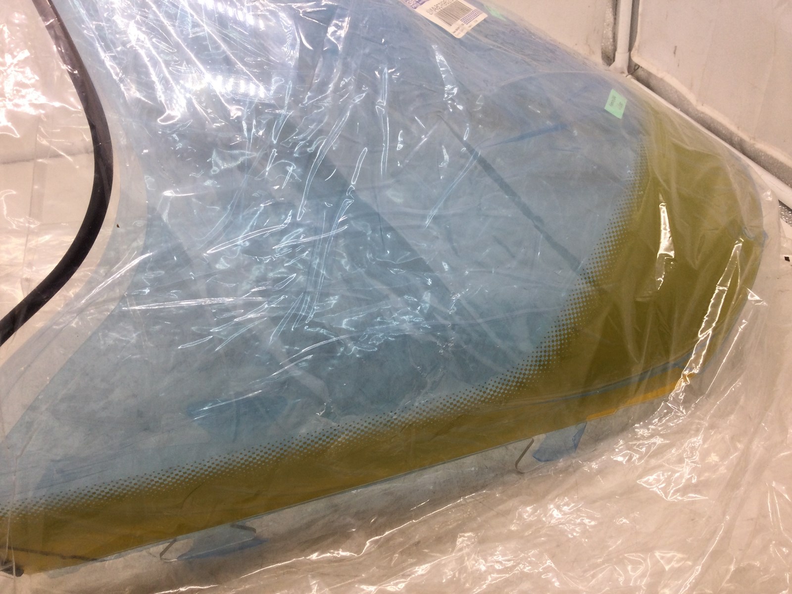 2001 Yamaha Mid Clear/Yellow Windshield - Image 4