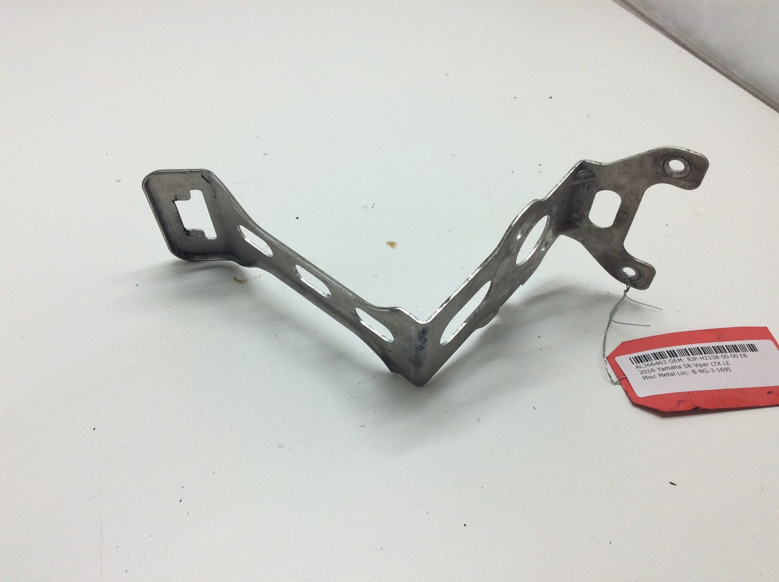 2016 Yamaha BRACKET BATTERY 2 - Image 3