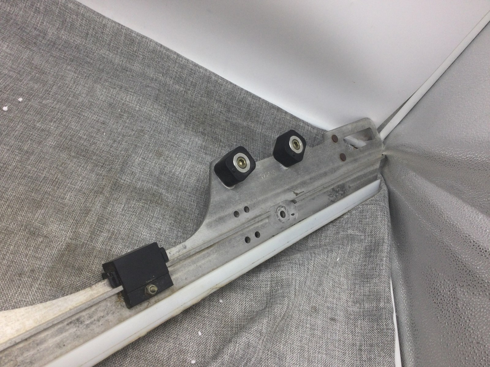 2010 Polaris SLIDE RAIL - Image 2