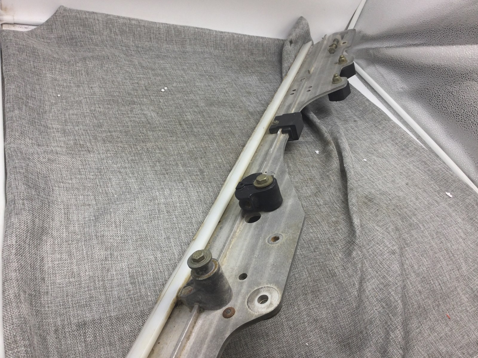 2010 Polaris SLIDE RAIL - Image 4