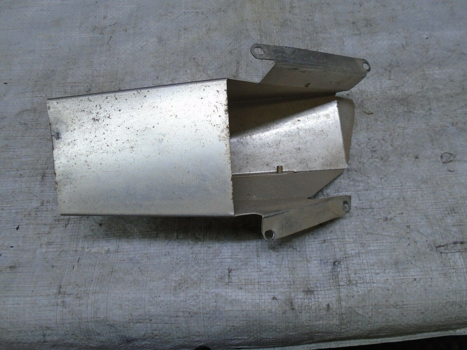 2002 Polaris air duct