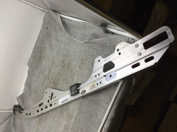 2006 Polaris RH SUSPENSION RAIL