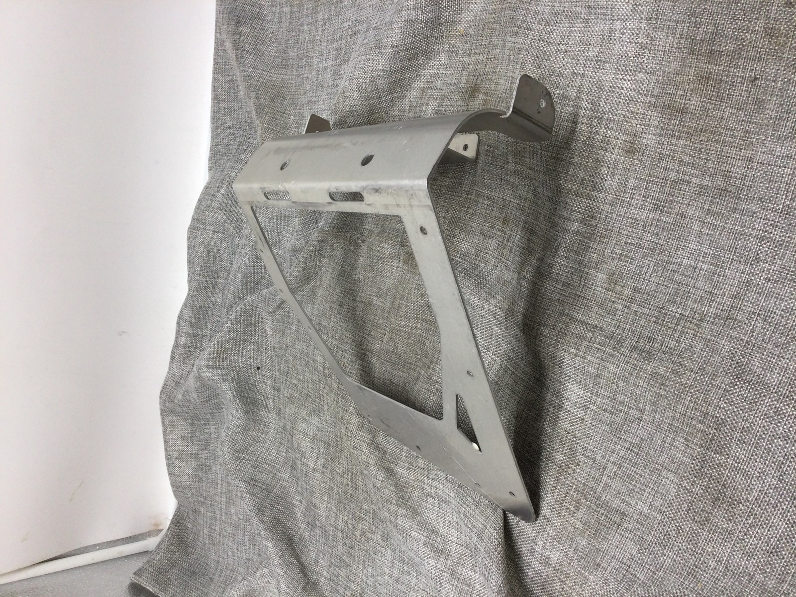 2006 Polaris TOE CLIP RH - Image 2