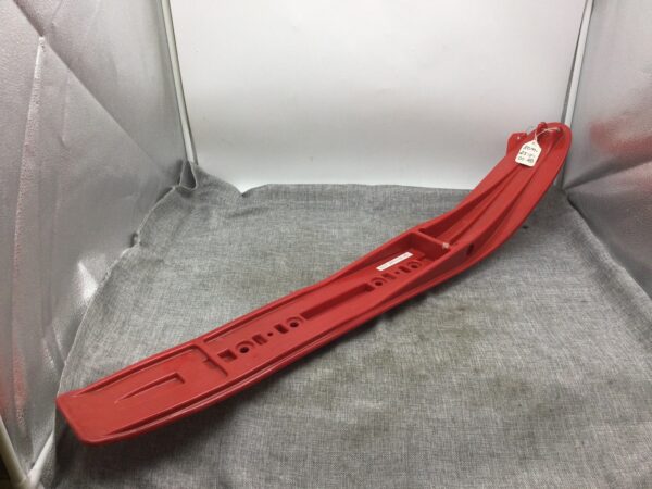 2001 Yamaha Plastic Ski - Red - Image 3