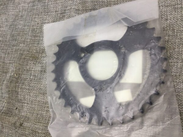 2004 Polaris DRIVE SPROCKET - Image 3