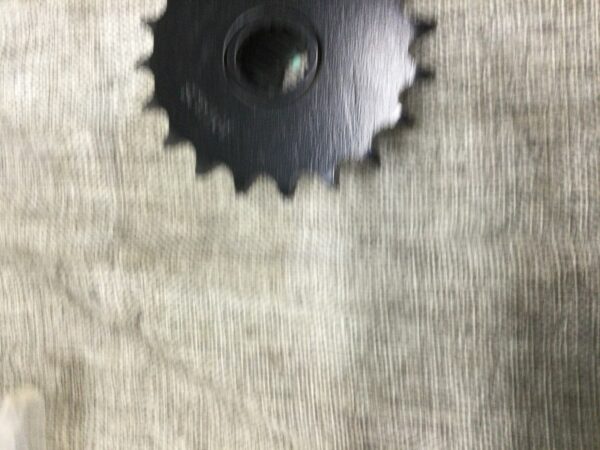 2001 Polaris DRIVE SHAFT SPROCKET - Image 2