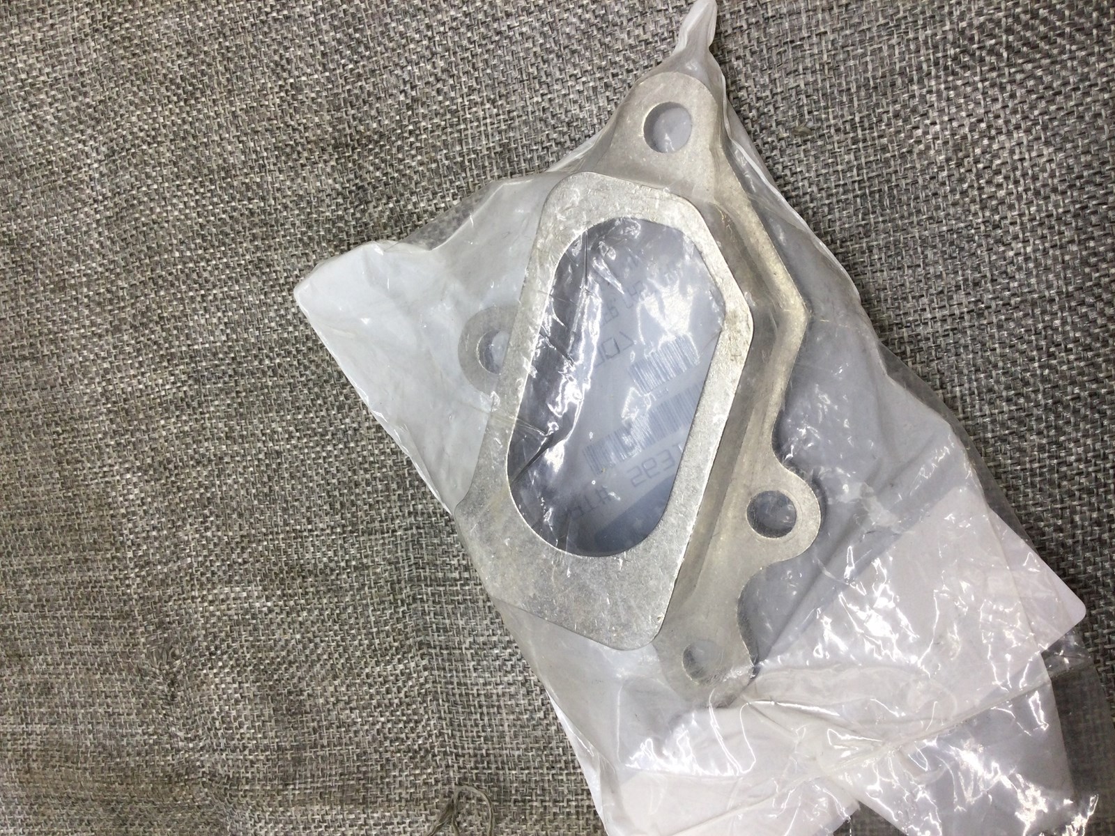 2003 Polaris RH SLIDER GUIDE - Image 3