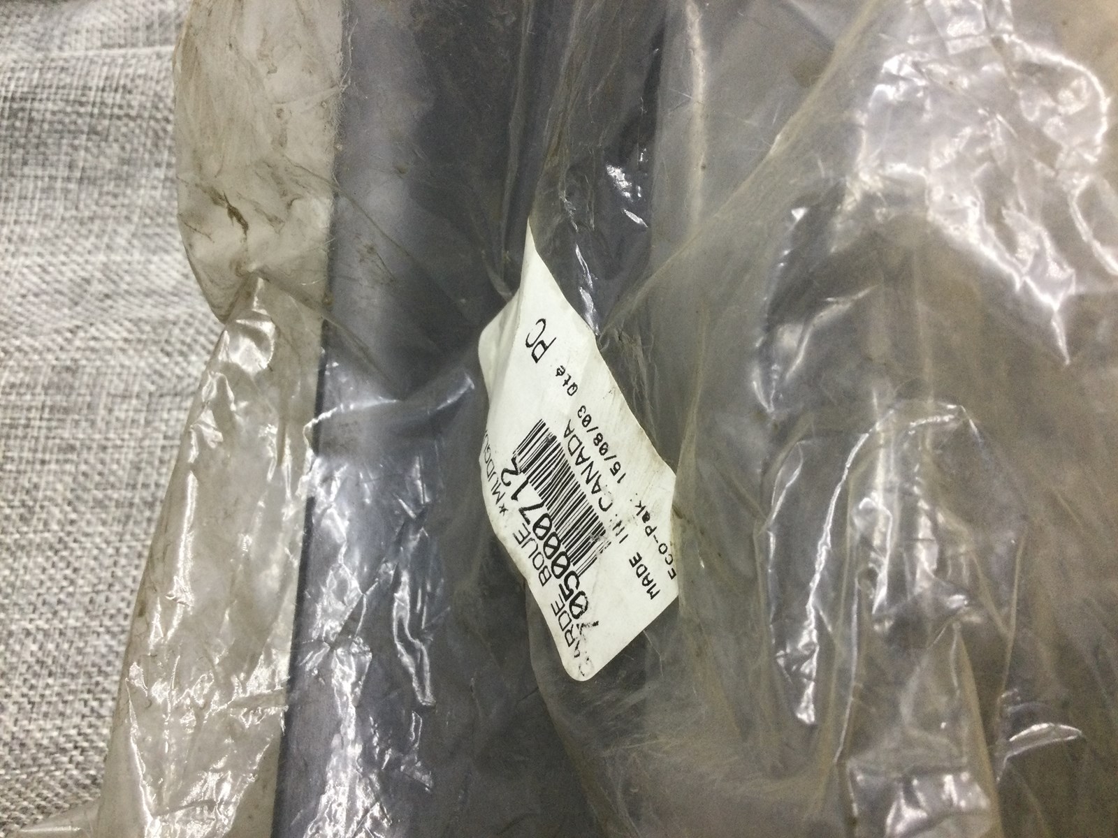 2003 Can-Am RH FRONT MUD GUARD TRAXTER - Image 4