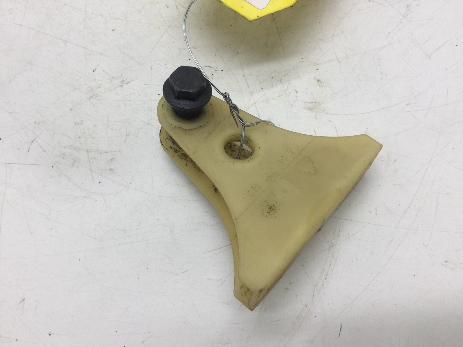 2008 Can-Am Chain Guide Bow