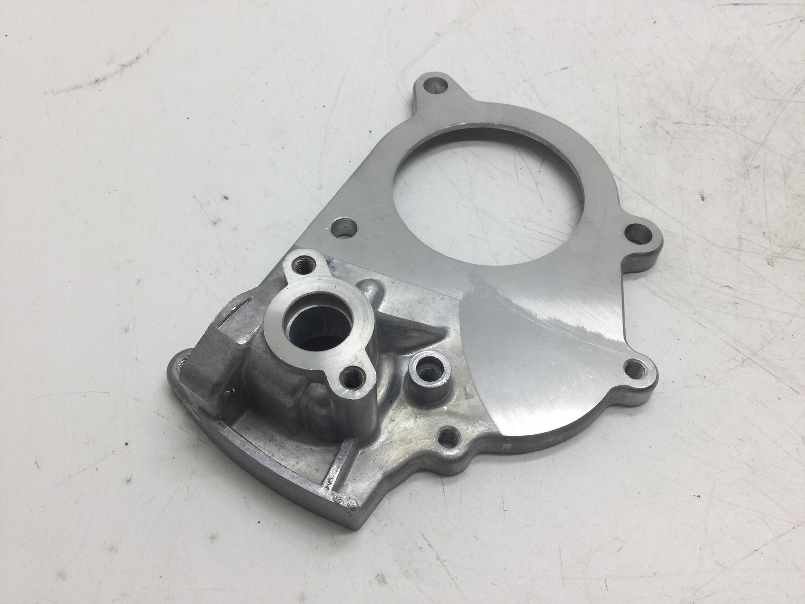 1972 Yamaha Oil Pump Cover - Image 2