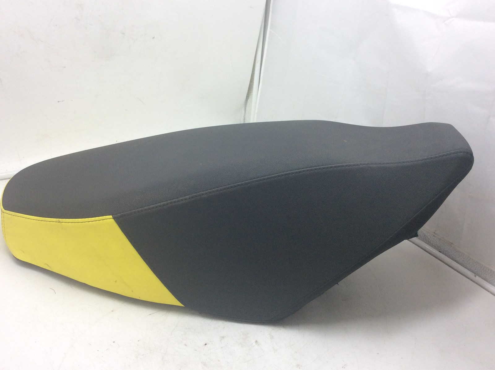 2020 Ski-Doo MXZ 600RS racing seat - Image 2