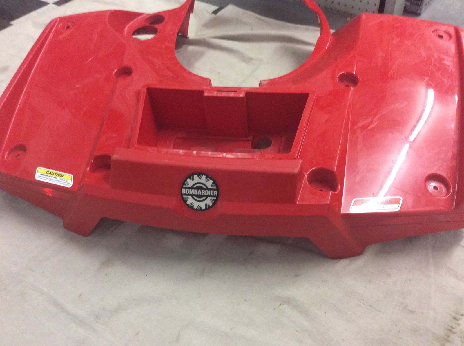 2003 Can-Am Outlander 400 Rear fender - Image 4